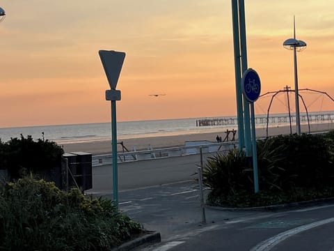 Beach nearby, sun loungers