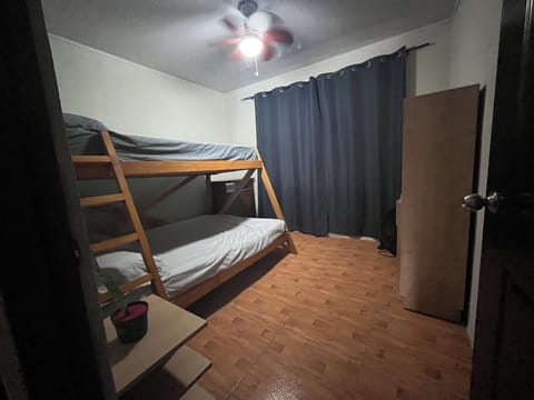 3 bedrooms, WiFi, bed sheets