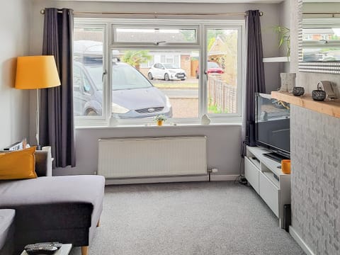 Living area | Cosy Cotswolds House, Cheltenham