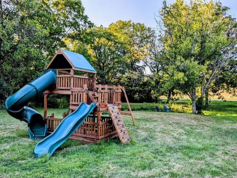 Playset that the kid's can enjoy!