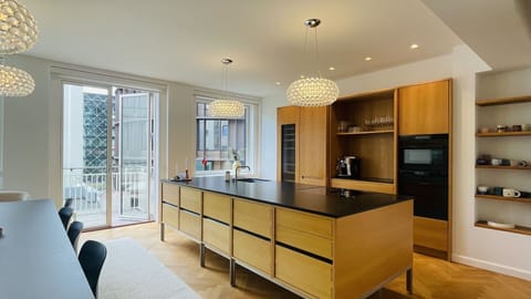 Dining Room, Kitchen