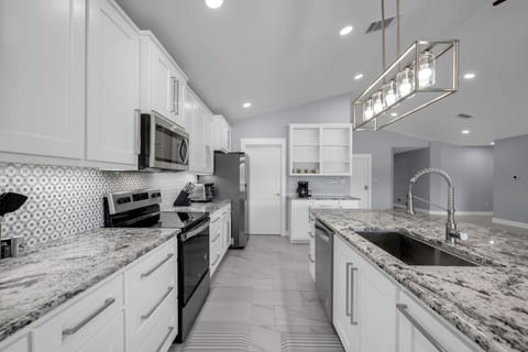 Full Kitchen with Large Pantry