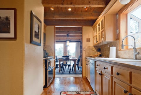 Main Level - Kitchen