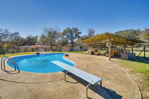 Shared Pool & Cabana