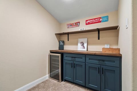 Enjoy the cozy ambiance of the 3rd-floor loft. Socialize & sip and enjoy the bar area space. The loft is the perfect place to unwind, entertain, watch your favorite sports team, and create memories with friends and family. Cheers to good times!