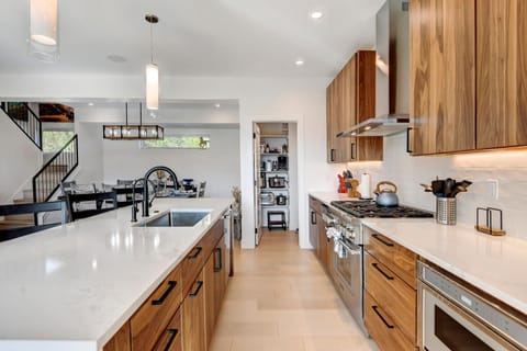 Fully Stocked Kitchen