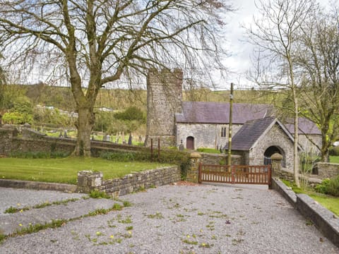 Exterior | Lily of the Valley - Sannan Court, Llanfynydd