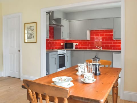 Kitchen/diner | Rose of Sharon - Sannan Court, Llanfynydd