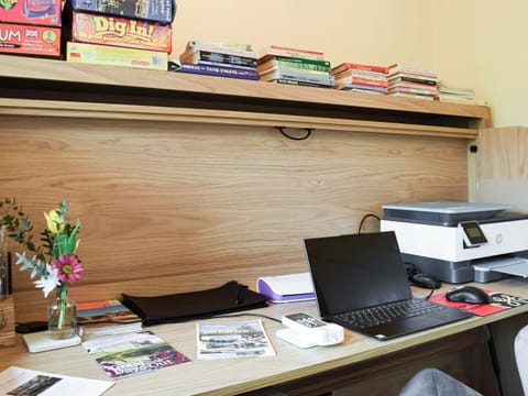 Single bedroom | Shelduck Cottage, Holmfirth