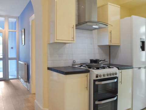 Kitchen | Shiloh - Sannan Court, Llanfynydd
