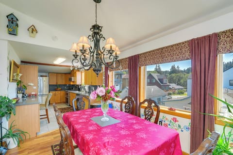 Dining Table | 2nd Floor | Dishware & Flatware