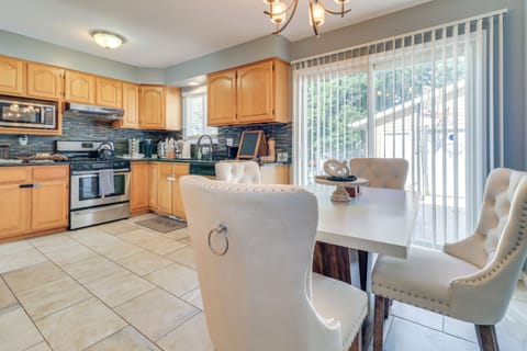 Dining Area | Dishware & Flatware | Main Level