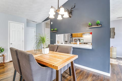 Dining Room | Dishware & Flatware