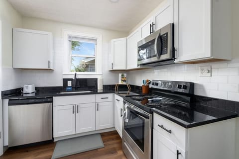 Fully Furnished Kitchen