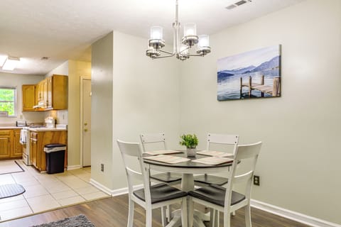 Additional Dining Area