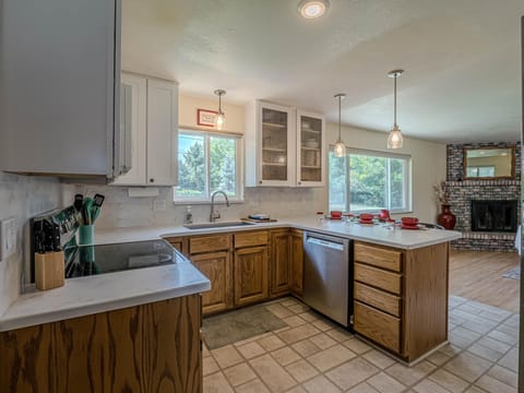 Spacious, functional, and ready for your culinary creations.