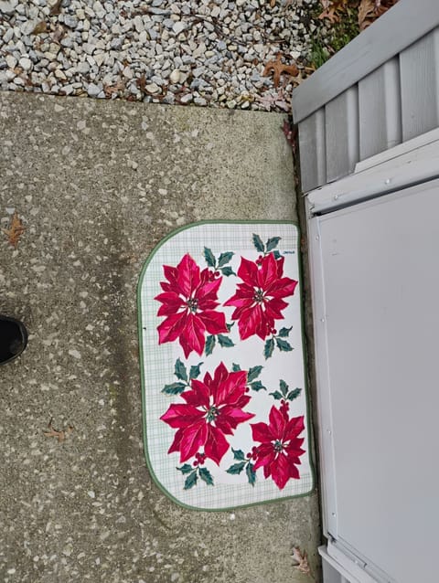 festive, festive, festive from the moment you step in the door!