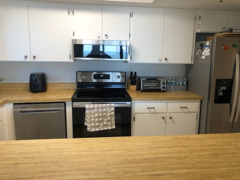 Microwave, oven, stovetop, dishwasher