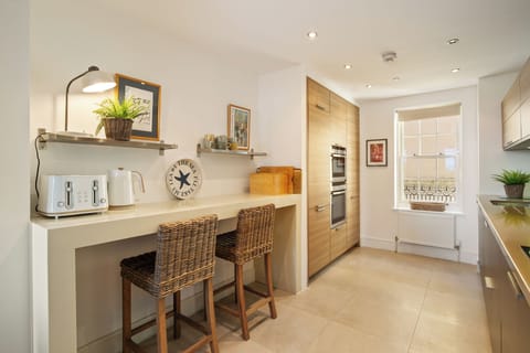 Seafront property, parking, close to town