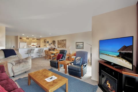 112 Vacation by the Sea