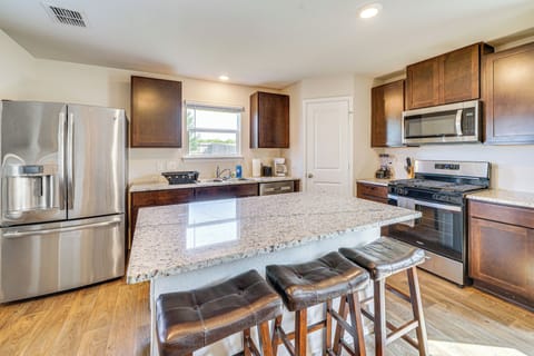 Kitchen | Cooking Basics | Dishwasher | 2-Story Home | 1st Floor