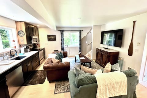 Living Area (Guest House) | 1st Floor | Full Kitchen w/ Dishwasher