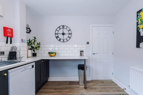 The fully equipped kitchen has everything you need for a long or short stay in Chester.