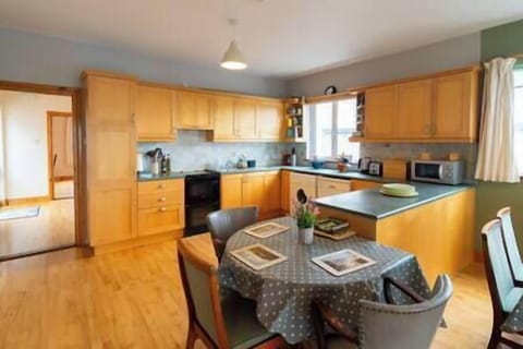 Ce288219 a5b7 40ef 9fff 2803bf574aa0