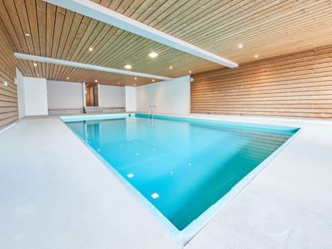 Pool Indoor