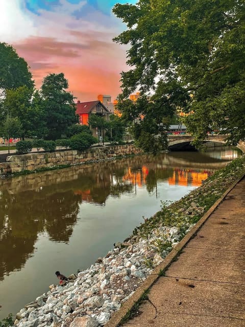 Things to Do in Indianapolis. Eat dinner at one of the Broad Ripple restaurants along the Canal