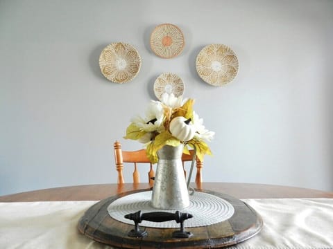 Dining table, seats up to 8