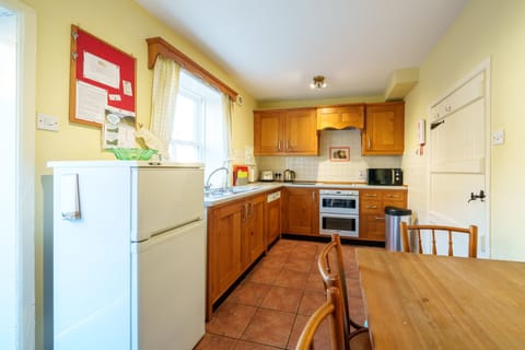 7 Low Glenridding, Ullswater - Kitchen