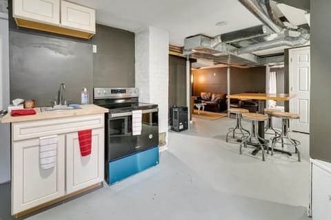 Basement kitchenette, sitting area, bedroom #5