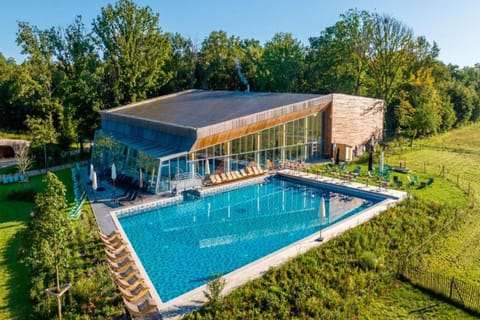 Holiday Home Swimming Pool