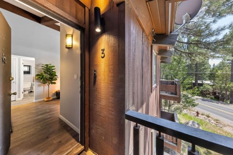 Entrance on the second floor 