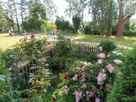 Neighborhood  | Book Now With RENTUJEMY.COM