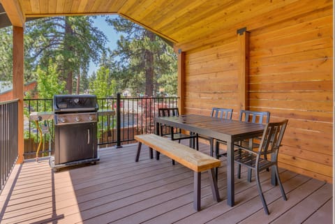 - Covered patio with gas BBQ grill
- Outdoor dining table and seating for groups
- Perfect for summer meals and evening fun