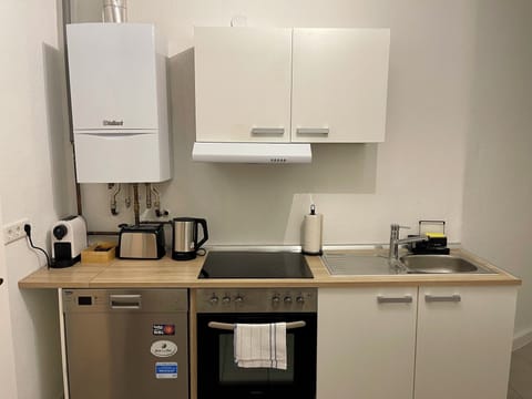 Oven, stovetop, dishwasher, coffee/tea maker