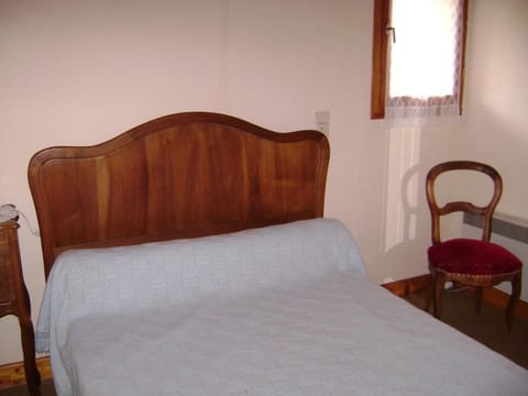 3 bedrooms, iron/ironing board