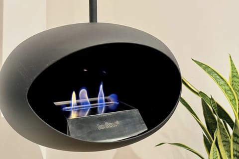 2.2-magic-on-main-telluride-fireplace