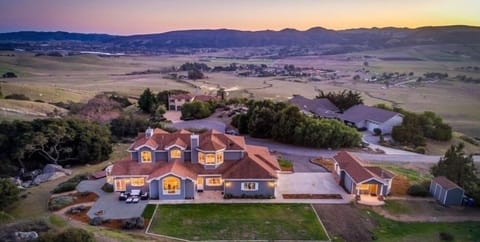Architecture, Building, Outdoors, House, Aerial View