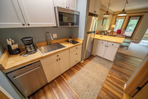 Well equipped kitchenette with full size fridge