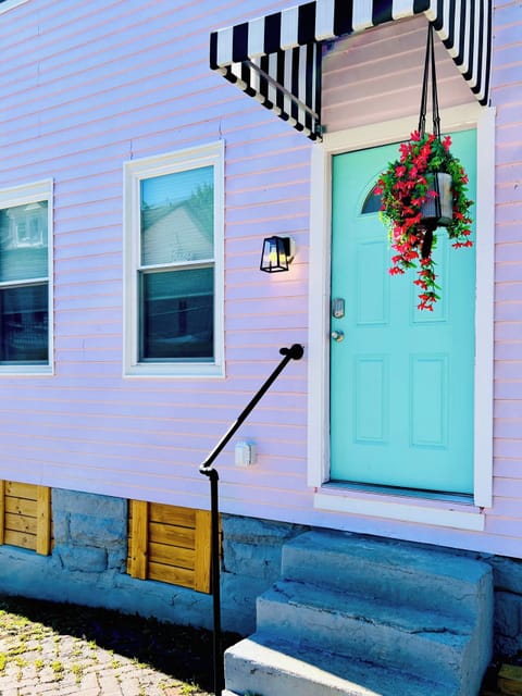 Steps to front door.