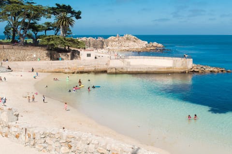 Sun loungers, beach towels