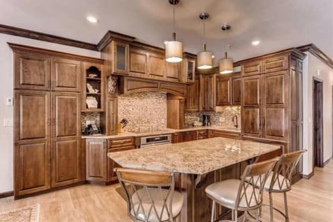 Lion Square Lodge at Lionshead Village 2 Bedroom Premier