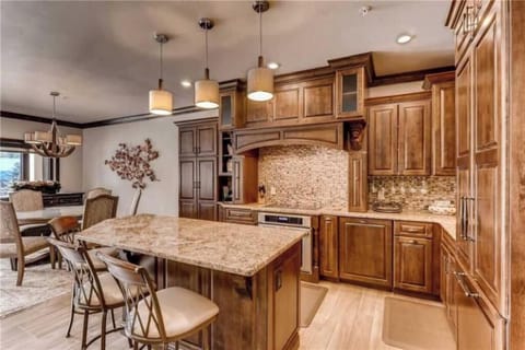 Lion Square Lodge at Lionshead Village 2 Bedroom Premier