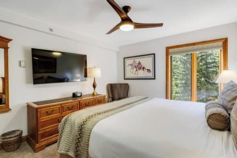 Lion Square Lodge at The Gondola