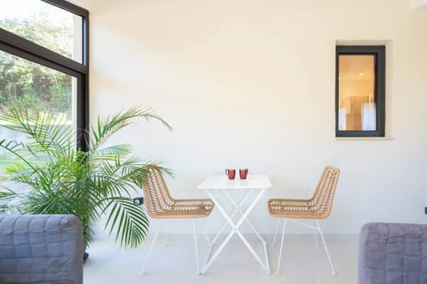 6e720236-202f-425f-a416-f9e51bf76340