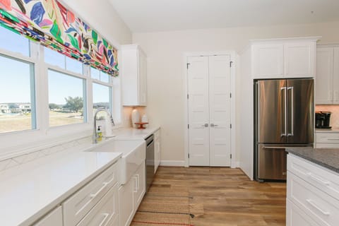 Bright and sunny kitchen