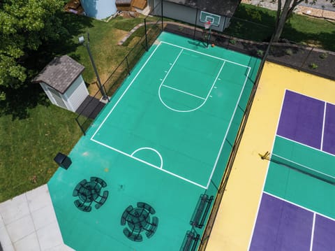 Sport court